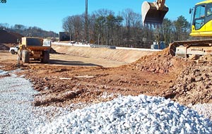 Excavating Ramp of I-95/I-695 Interchange Contract 1