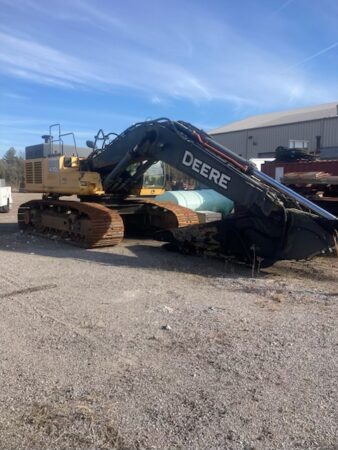 John Deere 051703